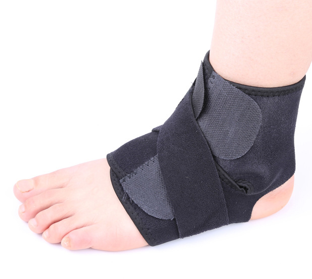 Ankle Protection Brace & Adjustable Sport Elastic Breathable Wrap Pad For Foot Protection